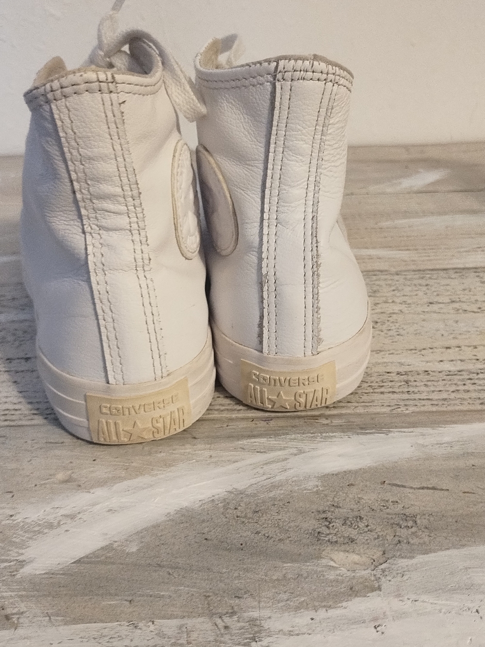 Converse unisex All-Star Chuck Taylor Trainers Hi Top Triple White Leather - Picture 11 of 16